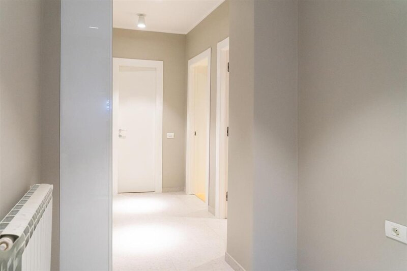 Primaverii/ Gorki, 2 camere decomandate cu centrala proprie